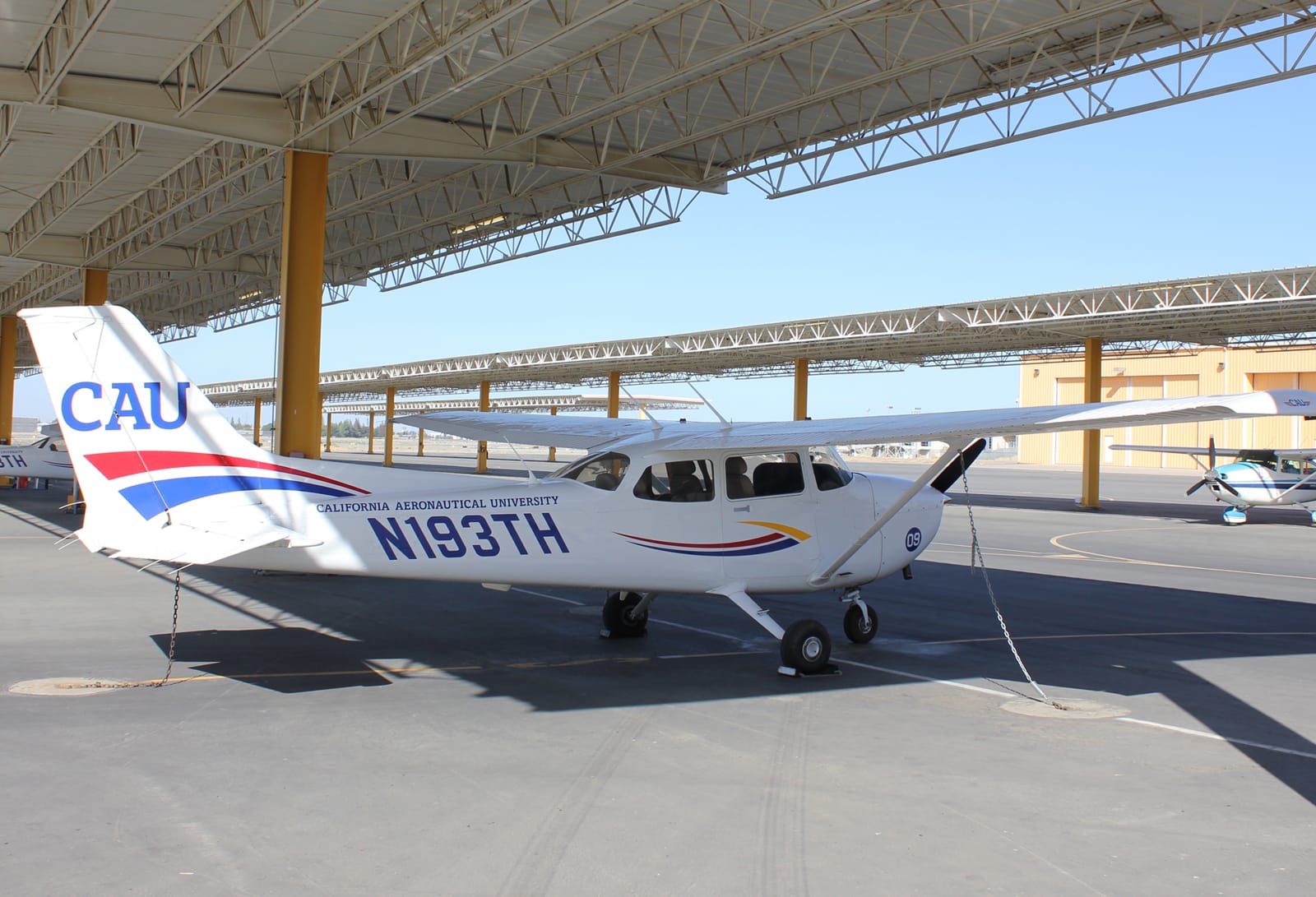 California Flight School CAU Flight School in Bakersfield