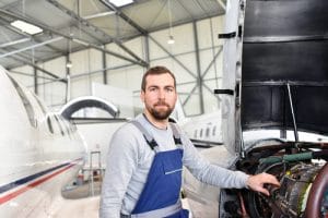 aircraft maintenance program student | CAU