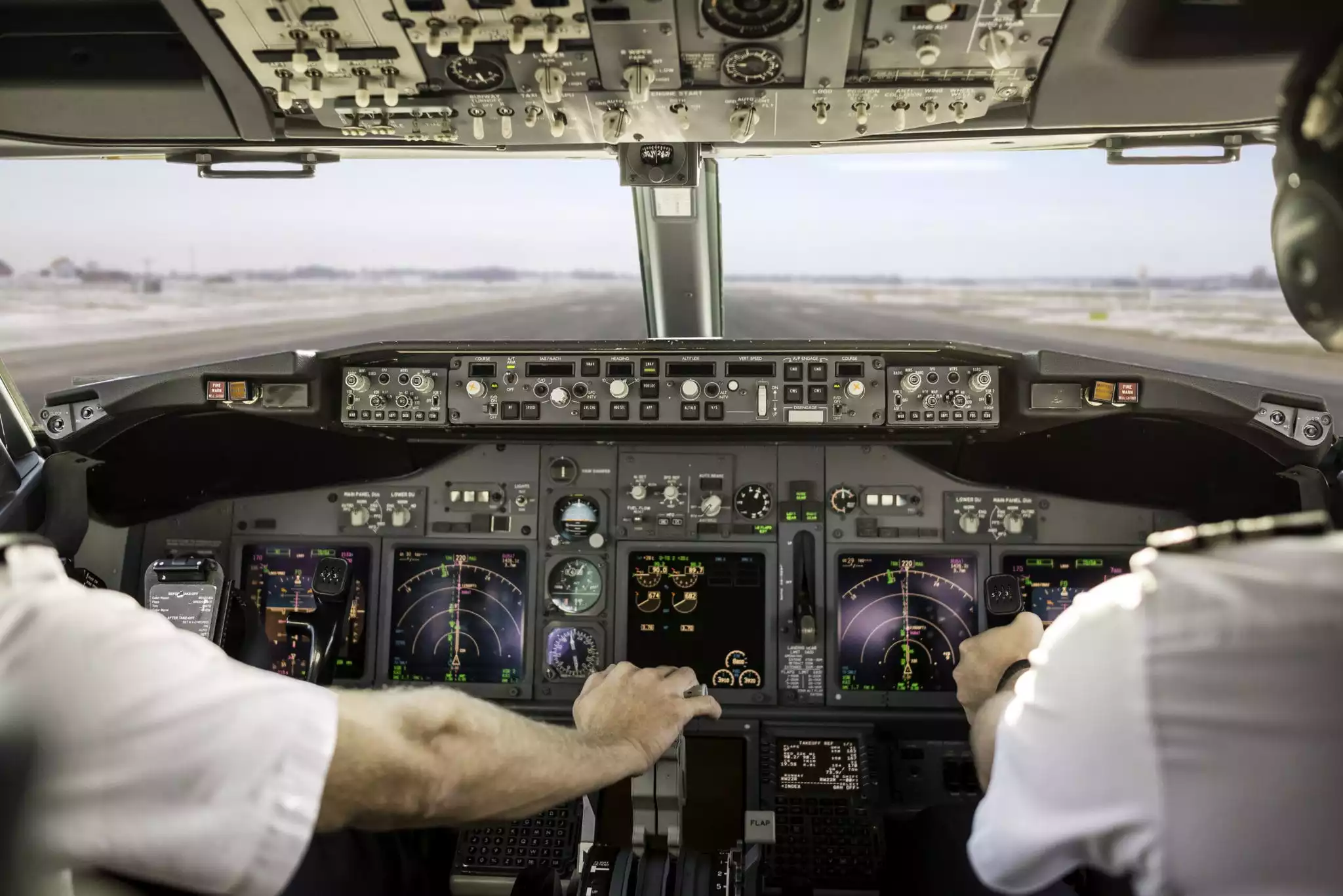 how-to-become-a-commercial-pilot-cal-aero-university