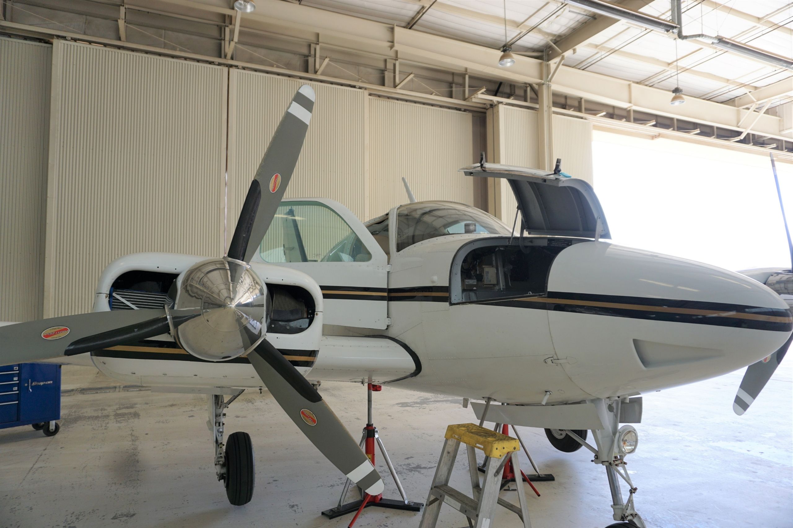 Aviation Maintenance Jobs - California Aeronautical University CAU