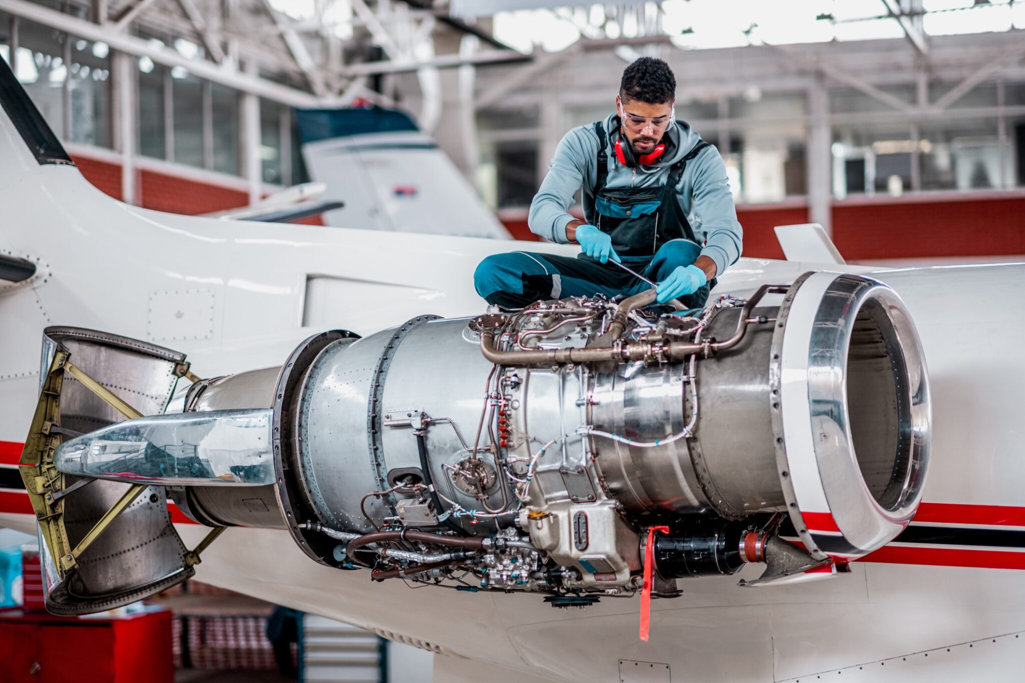 Becoming An Aircraft Maintenance Technician AMT CAU